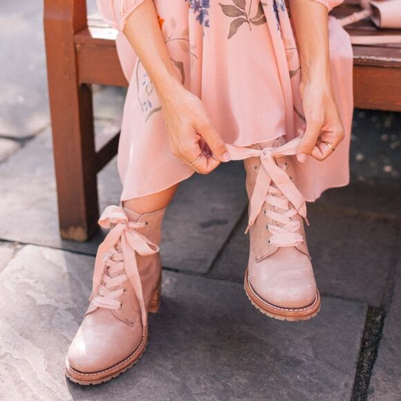 Frye Sabrina Tan Leather Lace Up Boot Size 7.5 - Picture 2 of 12